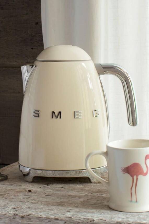 Smeg KLF03CREU Retro Krem 2400 Watt 1.7 Litre Çelik Kettle - 3