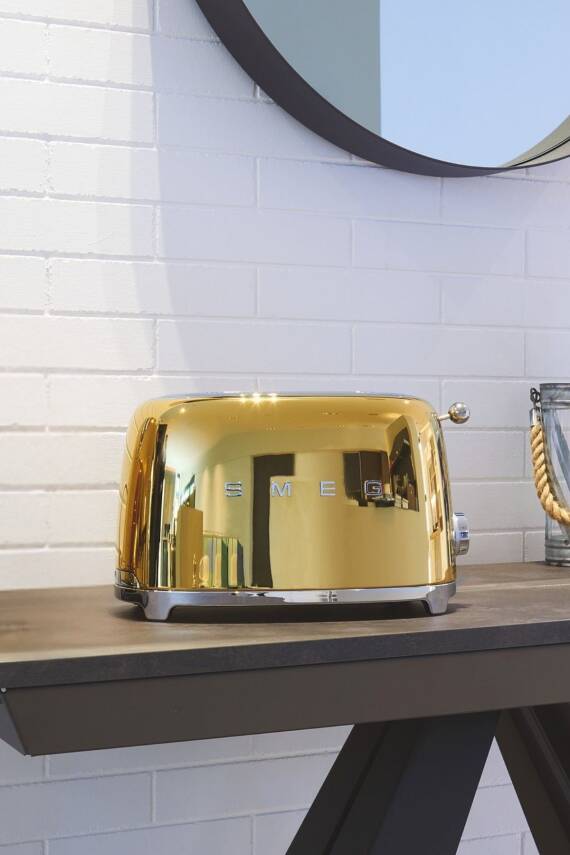 Smeg TSF01GOEU Gold 2X2 Slot Ekmek Kızartma Makinesi - 1