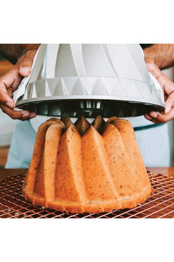Nordicware 59937 Kugelhopf Bundt Kek Kalıbı Gümüş - 5