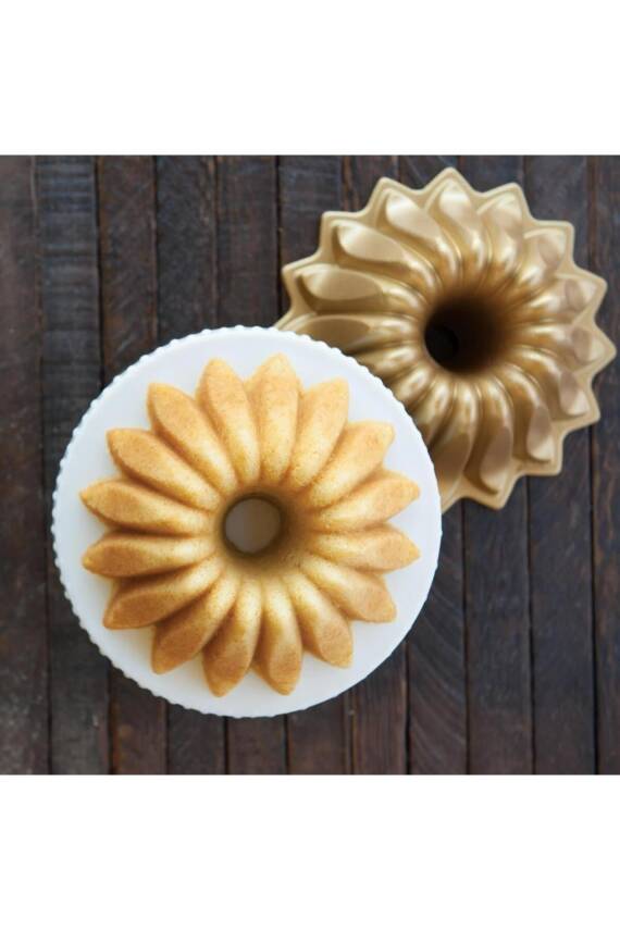 Nordicware 84177 Lotus Bundt Kek Kalıbı Gold - 5