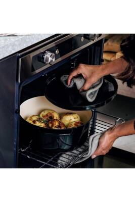 Kitchenaid CC006061 Döküm Demir Tencere 26 cmOnyx Siyah - 7