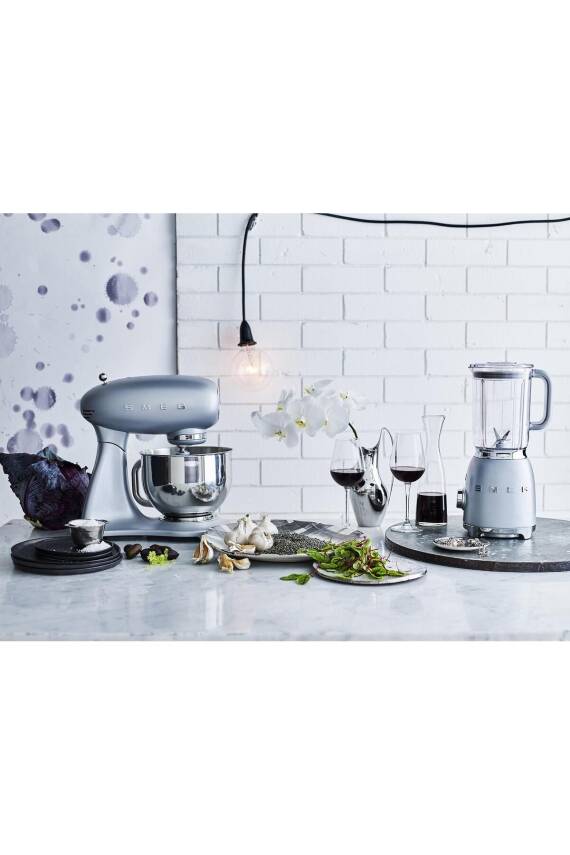 Smeg SMF02SVEU Silver 800 Watt 4.8 Litre Stand Mikseri - 4