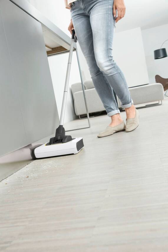 Karcher 1.258-050.0 KB 5 akülü elektrikli süpürge - 2