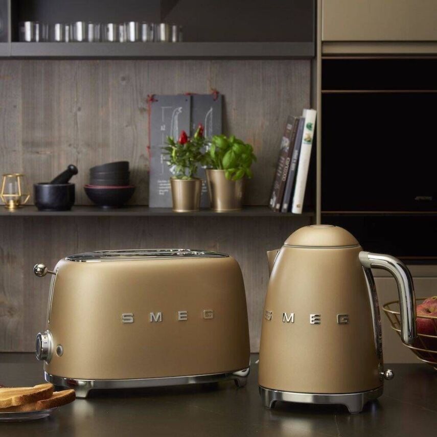 Smeg KLF03CHMEU 2400 Watt 1.7 Litre Mat Gold Çelik Kettle - 8