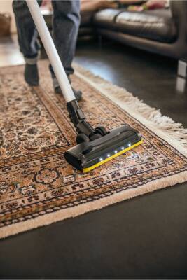 Karcher 1.198-662.0 VC 6 OURFAMILY DİKEY ELEKTRİKLİ SÜPÜRGE LİMİTED EDİTİON - SARI SOFTROLLER BAŞLIK - 3